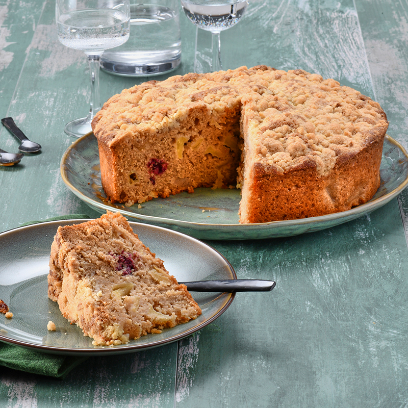 Voir la recette du Apple crumble cake ou gâteau irlandais pommes et mûres ! 