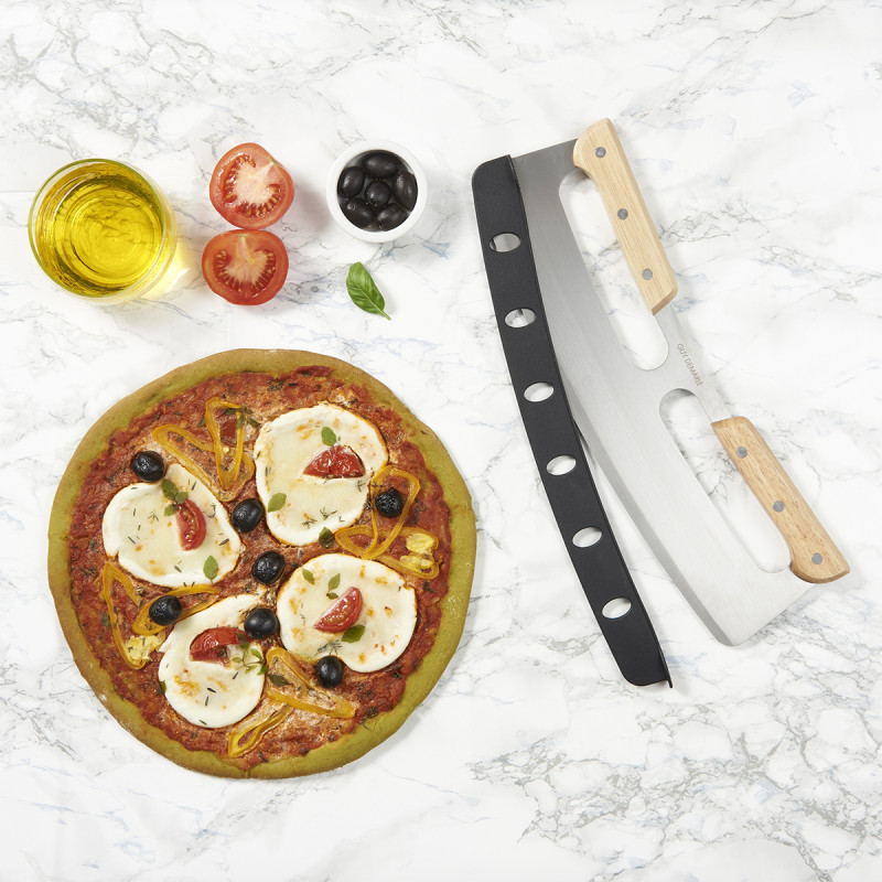 Coupe pizza : l'accessoire hyper pratique pour vos soirées pizzas ! 